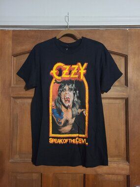 Ozzy Osbourne Speak of the Devil Black Graphic Band T-Shirt Mens M NWT Vampire